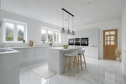 6 bedroom detached house for sale, Landmere Lane, Nottingham NG11