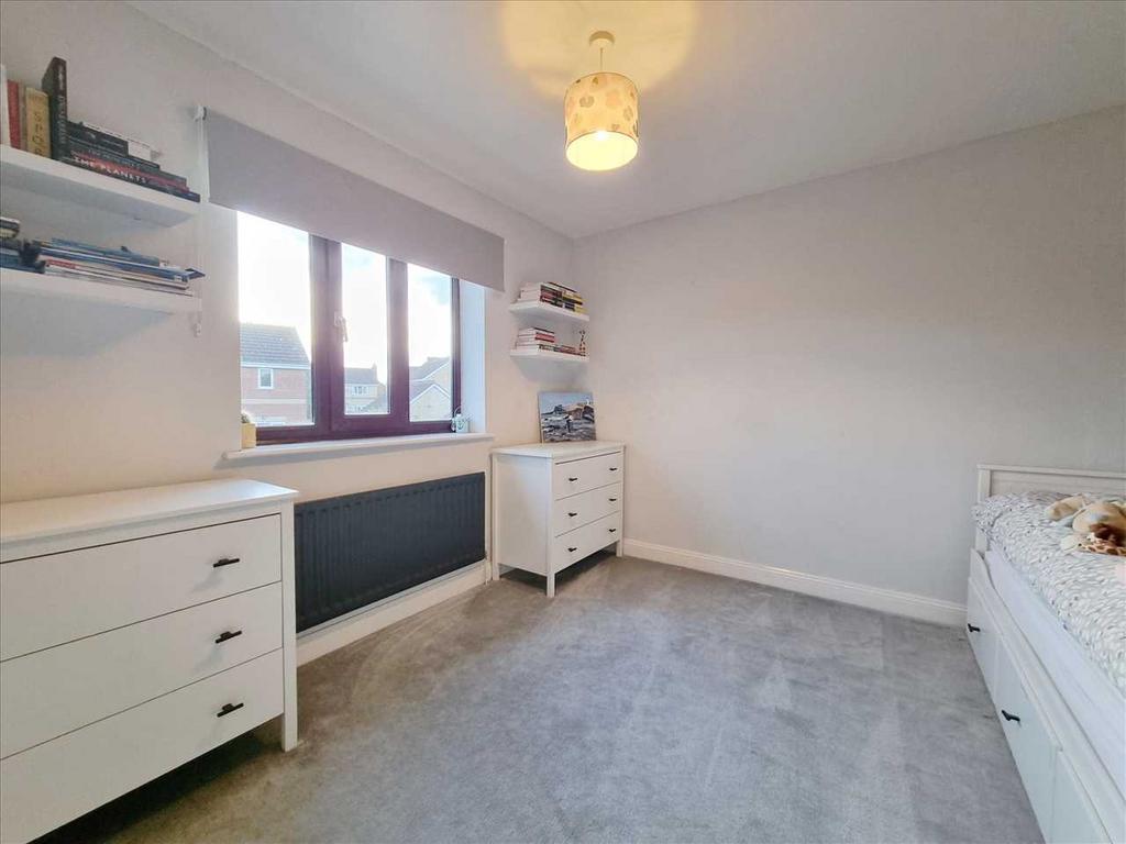 Bedroom 2: