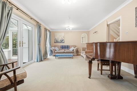 undefined, Challacombe, Thorpe Bay, Essex, SS1