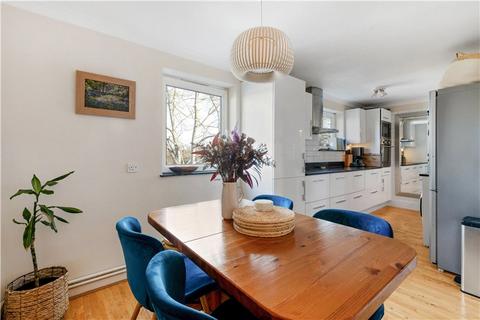 3 bedroom apartment for sale, Union Road, London, SW4