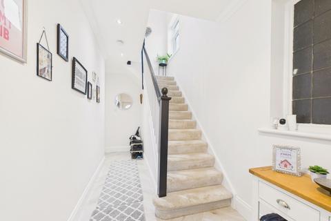 3 bedroom semi-detached house for sale, Manor Avenue, Benton, NE7
