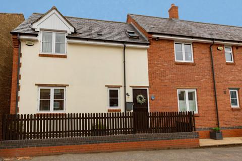 undefined, New Street, Weedon, NN7