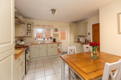 undefined, New Street, Weedon, NN7
