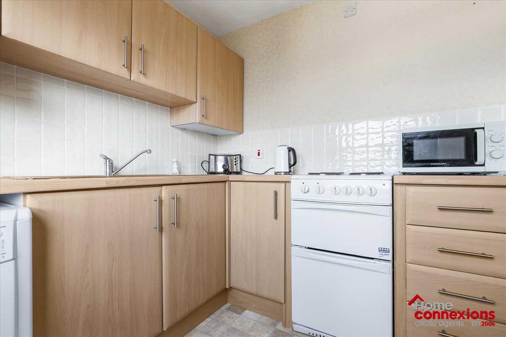 Kitchen (2)