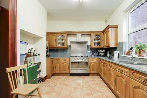 5 bedroom semi-detached house for sale, Premier Road, Nottingham NG7