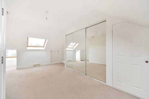 undefined, Nightingale Mews, Kingston, Kingston upon Thames, KT1