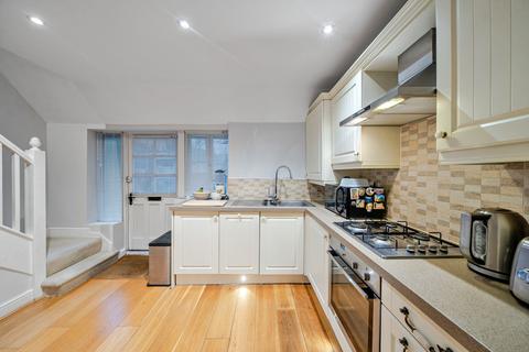 2 bedroom cottage for sale, Old Church Lane, Stanmore