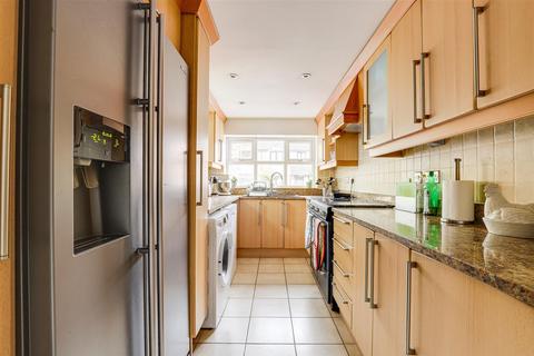 3 bedroom semi-detached house for sale, Hotspur Drive, Nottingham NG4