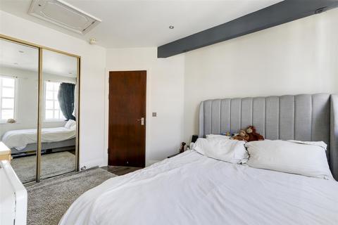 1 bedroom apartment for sale, Low Pavement, Nottingham NG1