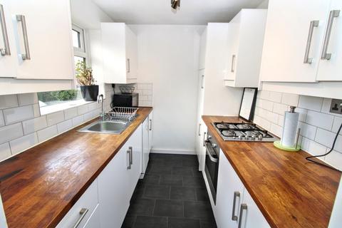 1 bedroom flat for sale, Oakengrove Road, High Wycombe HP15