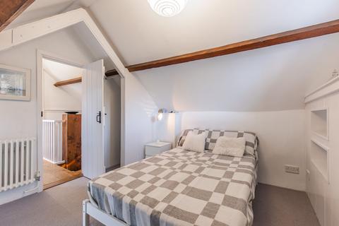 1 bedroom barn conversion for sale, Luxurious Retreat in the Heart of Holt