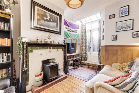 5 bedroom terraced house for sale, Dagmar Grove, Nottingham NG3
