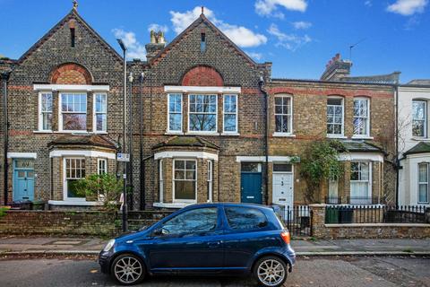 1 bedroom flat to rent, Priory Grove, London SW8