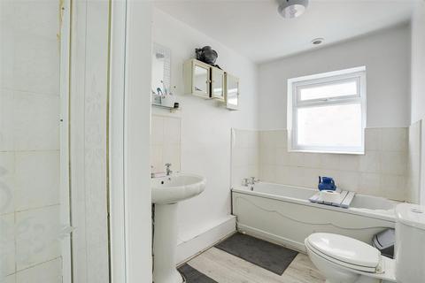 5 bedroom detached house for sale, Dovedale Road, Nottingham NG3