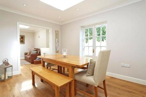 undefined, Church Street, Odiham, Hook, Hampshire, RG29