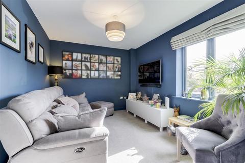 4 bedroom detached house for sale, West Manor Park, Nottingham NG14