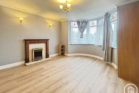 3 bedroom house to rent, Canterbury Road, Sittingbourne