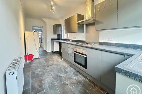 3 bedroom house to rent, Canterbury Road, Sittingbourne