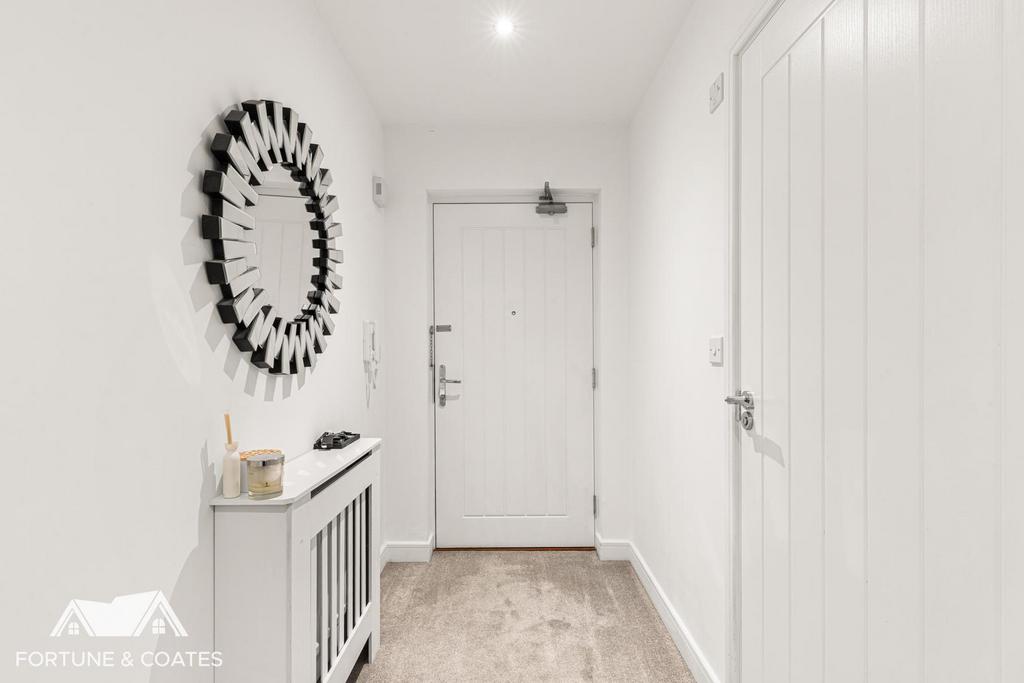 Kingfisher Way 15.jpg