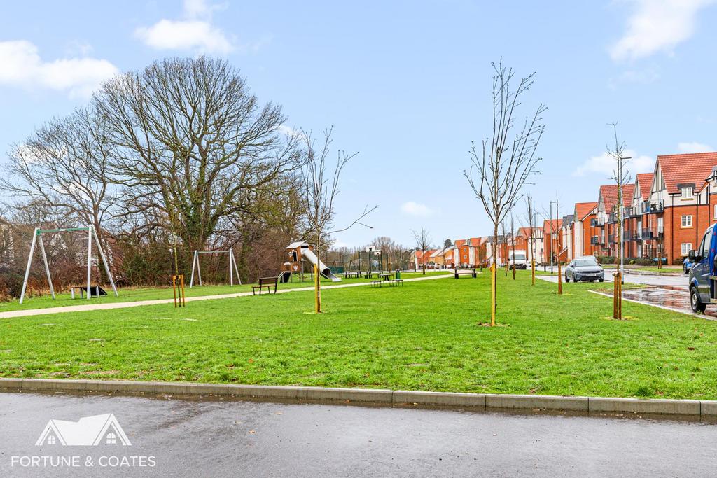 Kingfisher Way 21.jpg