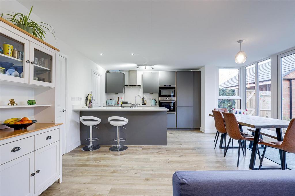 Kitchen Diner