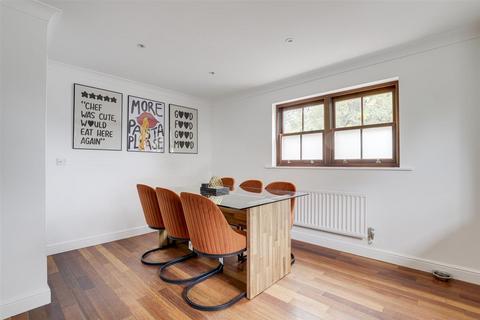 undefined, Manor House Close, Nottingham NG11