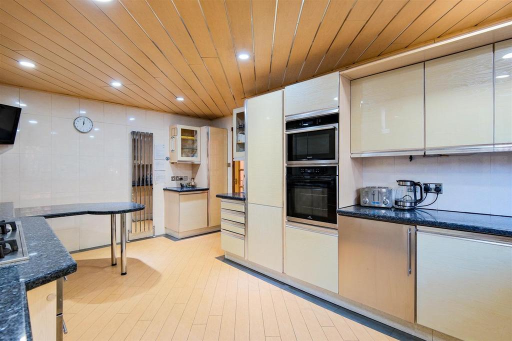 Kitchen / Diner