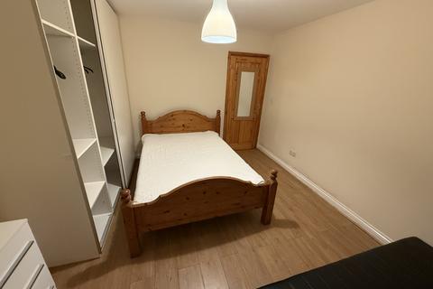 undefined, Beech Road, FELTHAM, Greater London, TW14