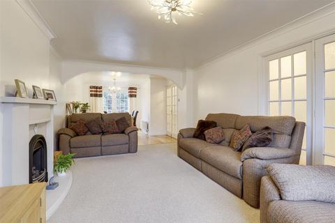 undefined, Larch Close, Nottingham NG5