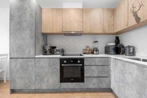 1 bedroom flat for sale, Kettle Yard, Bow