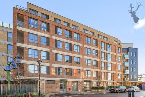 Kettle Yard, Bow