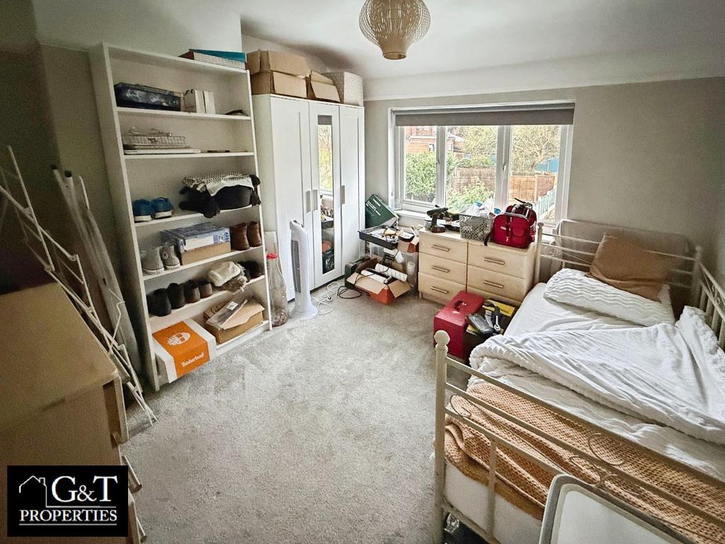 Second bedroom