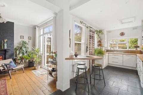 3 bedroom terraced house for sale, Glencairn Road, SW16