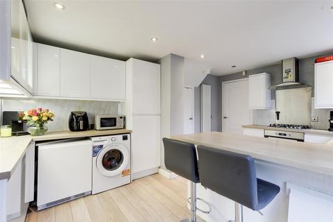 4 bedroom detached house for sale, Bloomsbury Drive, Nottingham NG16