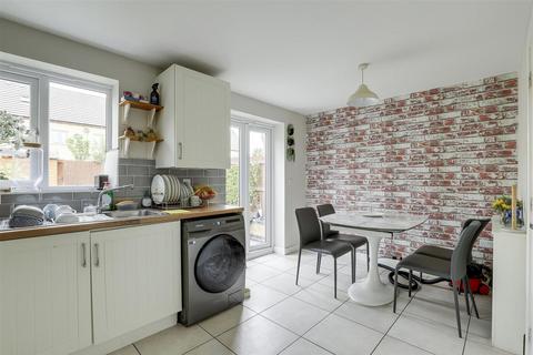 3 bedroom terraced house for sale, Russet Way, Nottingham NG8