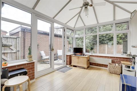 3 bedroom detached house for sale, Ramblers Close, Nottingham NG4