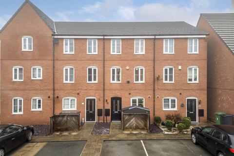 4 bedroom townhouse for sale, Leng Drive, Bradford, BD3