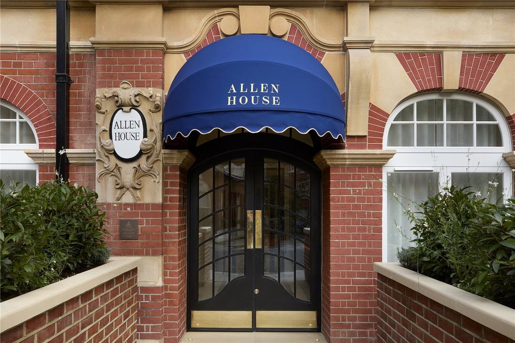 Art Nouveau Entrance