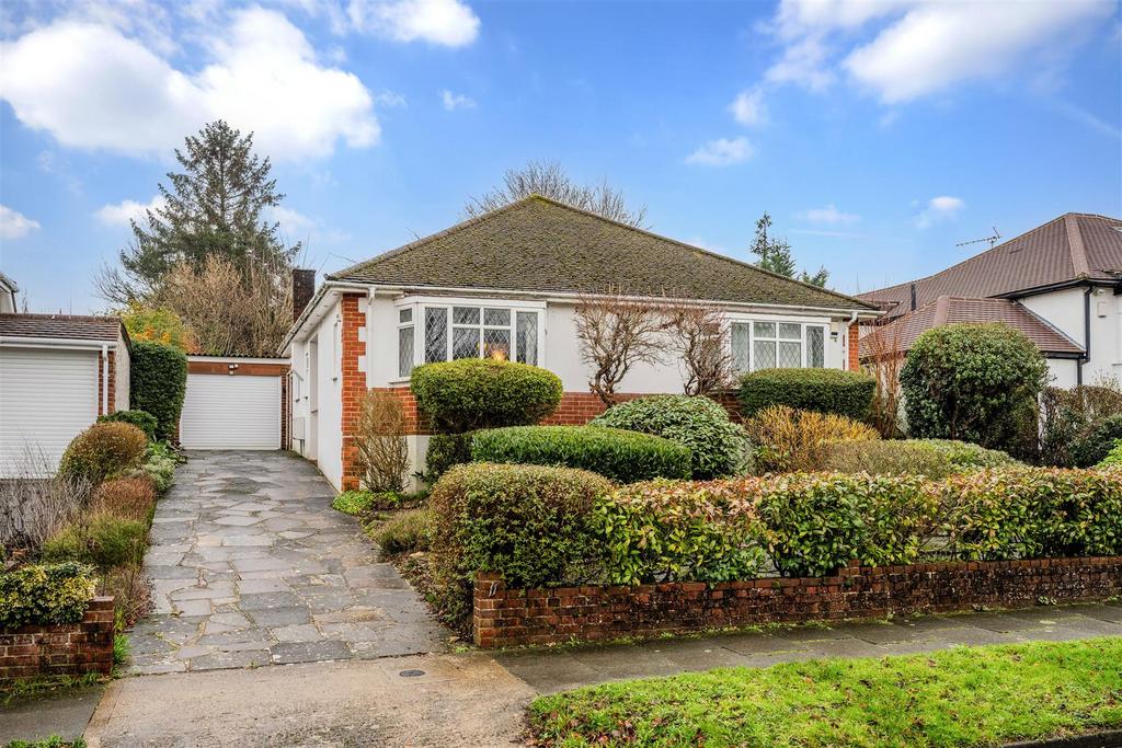 Garlichill road