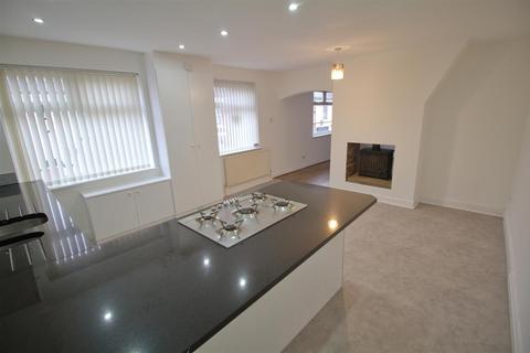 undefined, Walker Street, Denton M34