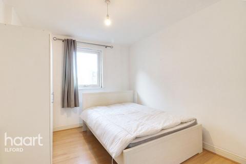 1 bedroom apartment to rent, Eastern Avenue, ILFORD