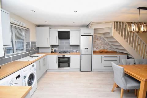 2 bedroom semi-detached house for sale, Hambleton Close, Widnes, WA8 4SN