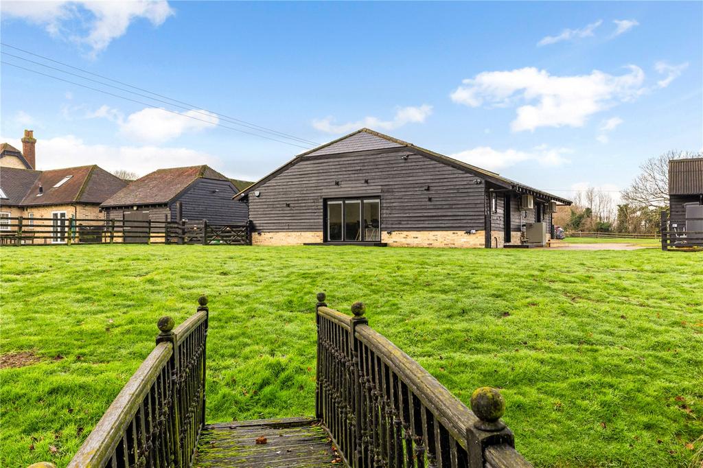 Bungalow Rear