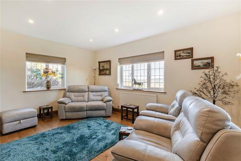 undefined, Clapton-on-the-Hill, Cheltenham, Gloucestershire, GL54