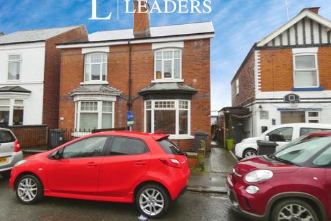 3 bedroom semi-detached house to rent, Alexandra Road West, Chesterfield, Derbyshire, S40