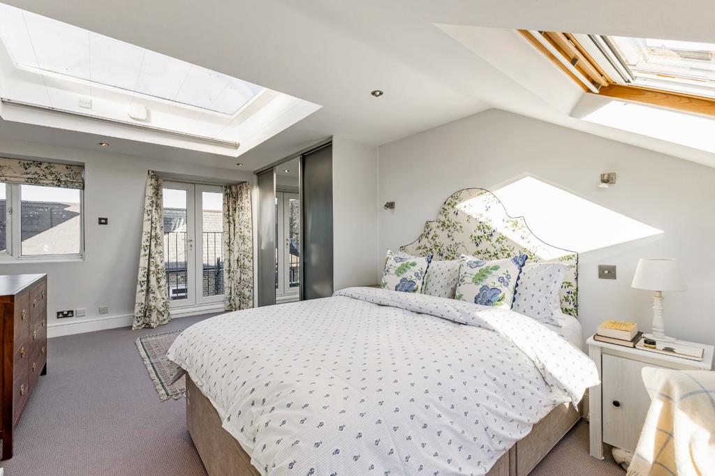 Main Bedroom