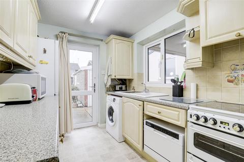 4 bedroom terraced house for sale, Dovedale Avenue, Nottingham NG10