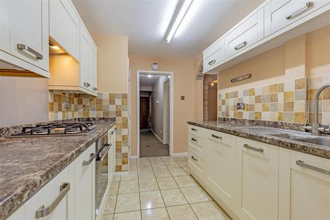 3 bedroom terraced house to rent, Highfield, Ashford-in-the-water, Bakewell