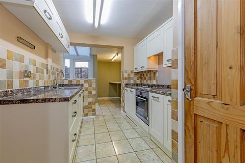 3 bedroom terraced house to rent, Highfield, Ashford-in-the-water, Bakewell