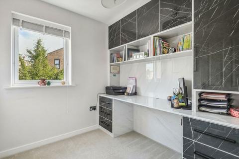 5 bedroom end of terrace house for sale, Fenton Road, Harrow, HA2